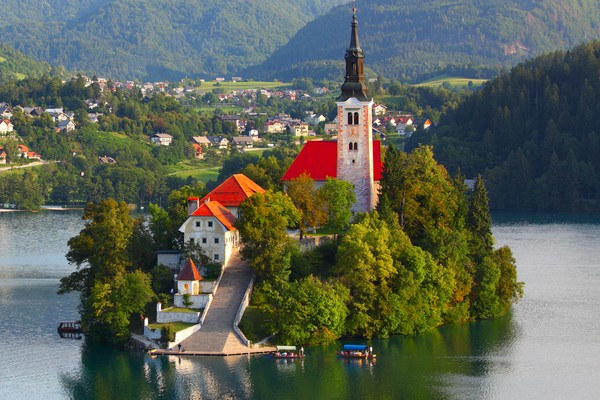 Lake Bled Cheap holidays with PurpleTravel 