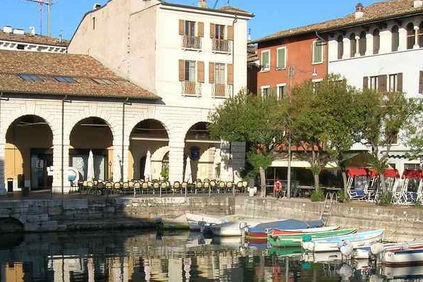 Desenzano Cheap holidays with PurpleTravel 