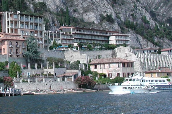 Limone Cheap holidays with PurpleTravel 
