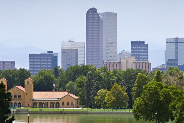 Denver Cheap holidays with PurpleTravel 