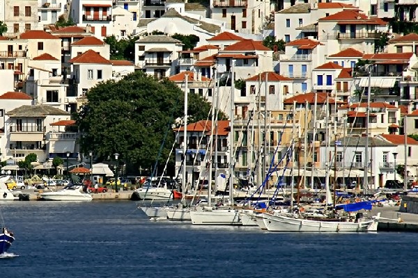 Skopelos Town Cheap holidays with PurpleTravel 