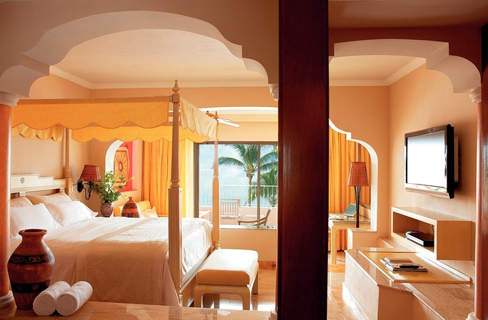 Excellence Riviera Cancun photo