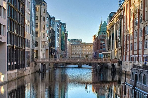 Cheap holidays to Hamburg