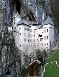 Purple Pick : Ancient Castles