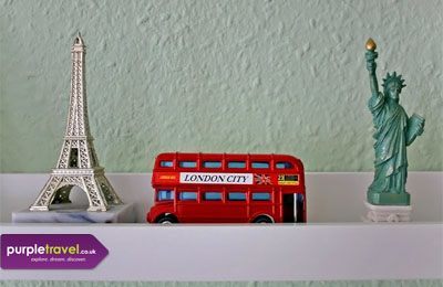 The death of souvenirs