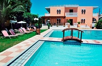 Amazing outdoor swimming pool