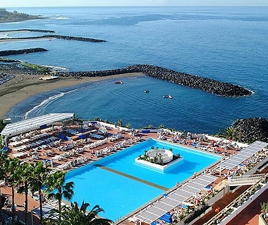 The amazing location of Iberostar Bouganville Playa