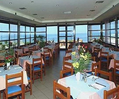 Restaurant with delicious food