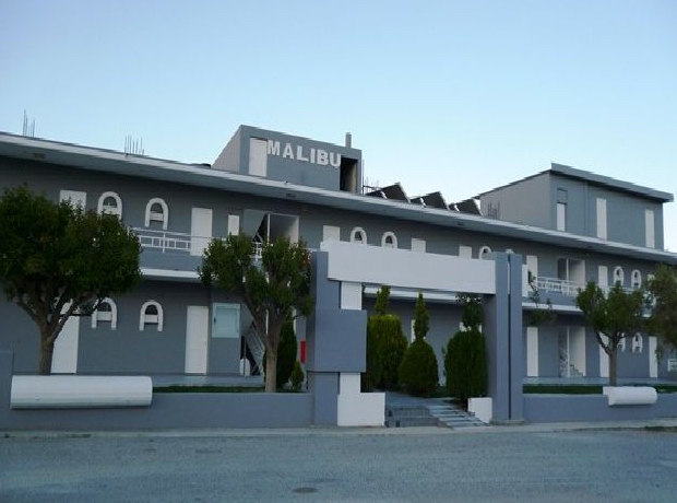 Malibu front entrance