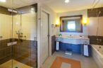 Suite-Bathroom