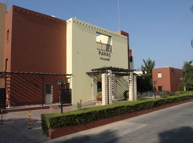 Main entrance of Panas Holiday Village