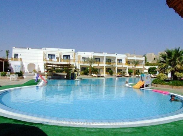 Panoramic view of the fantastic outdoor pool