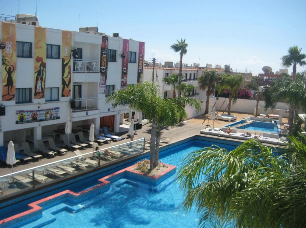 Tsokkos Holiday Apartments