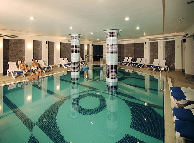 Amazing indoor swimming pool