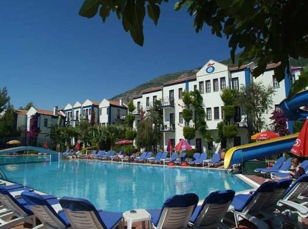 Amazing outdoor swimming pool